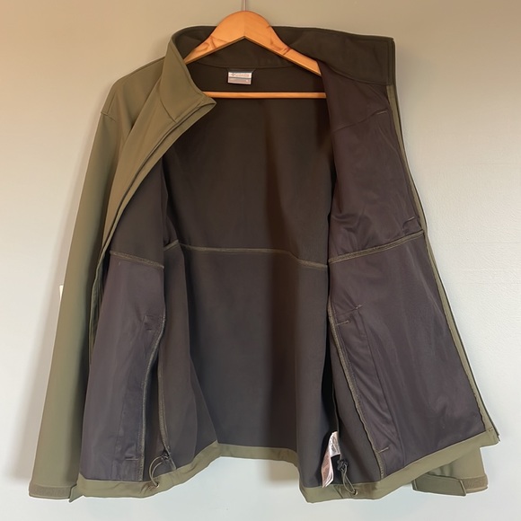 Columbia Men’s Ascender™ Softshell Jacket - XL - Picture 4 of 6